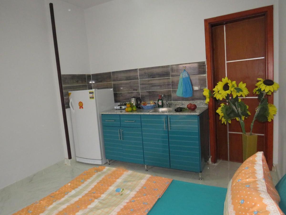 Apartment Bella Vita Near The Sea Redsealine Gurdaka Kültér fotó