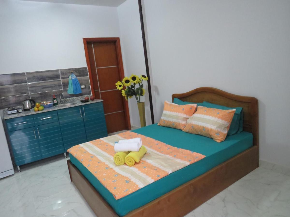 Apartment Bella Vita Near The Sea Redsealine Gurdaka Kültér fotó