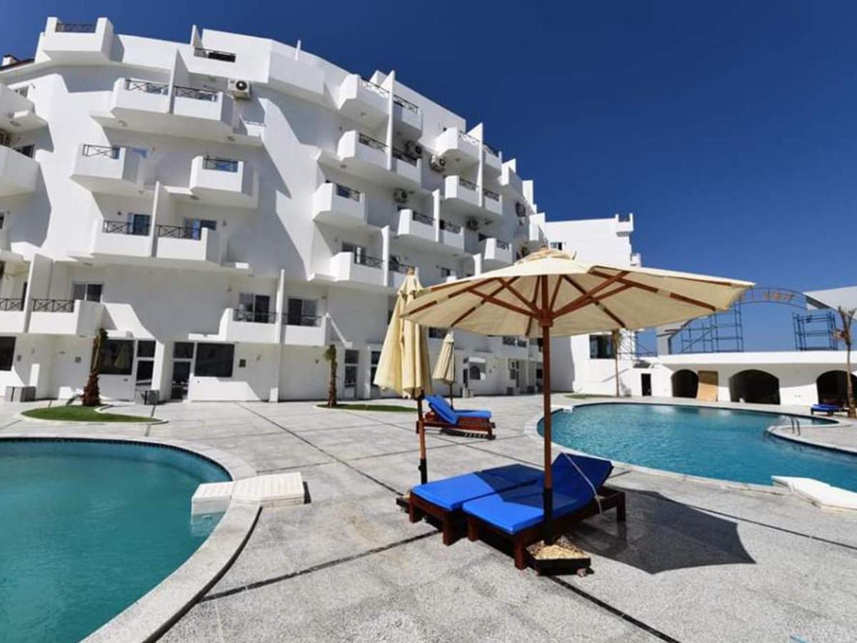 Apartment Bella Vita Near The Sea Redsealine Gurdaka Kültér fotó