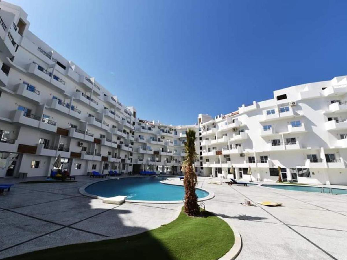Apartment Bella Vita Near The Sea Redsealine Gurdaka Kültér fotó