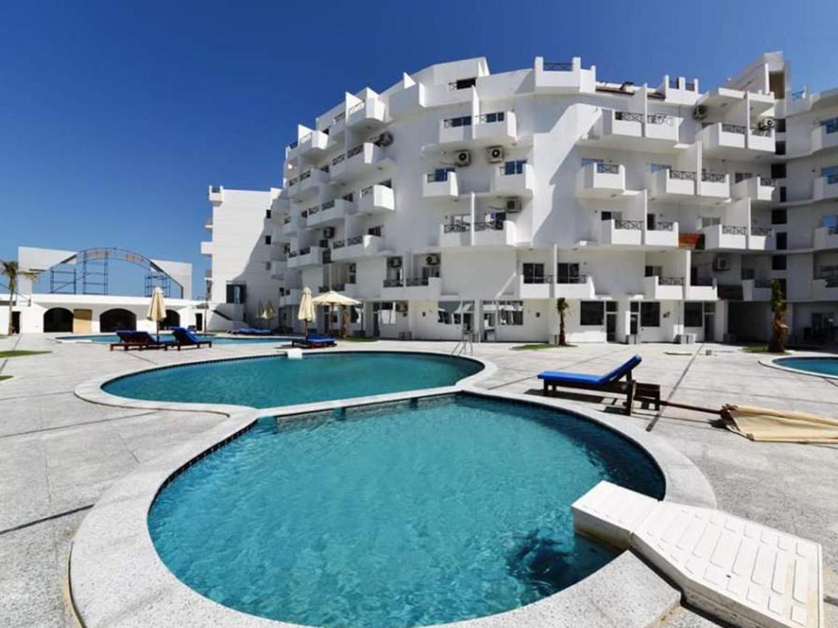 Apartment Bella Vita Near The Sea Redsealine Gurdaka Kültér fotó