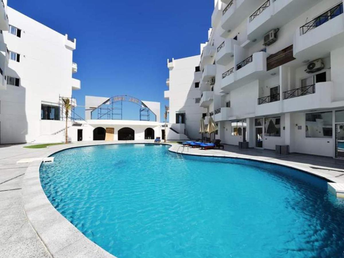 Apartment Bella Vita Near The Sea Redsealine Gurdaka Kültér fotó